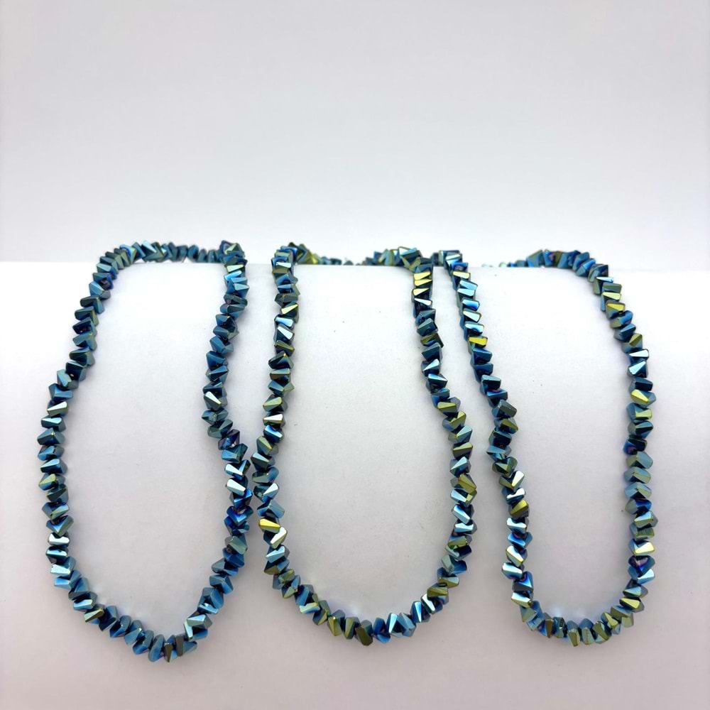 Üçgen Kristal 1 Dizi