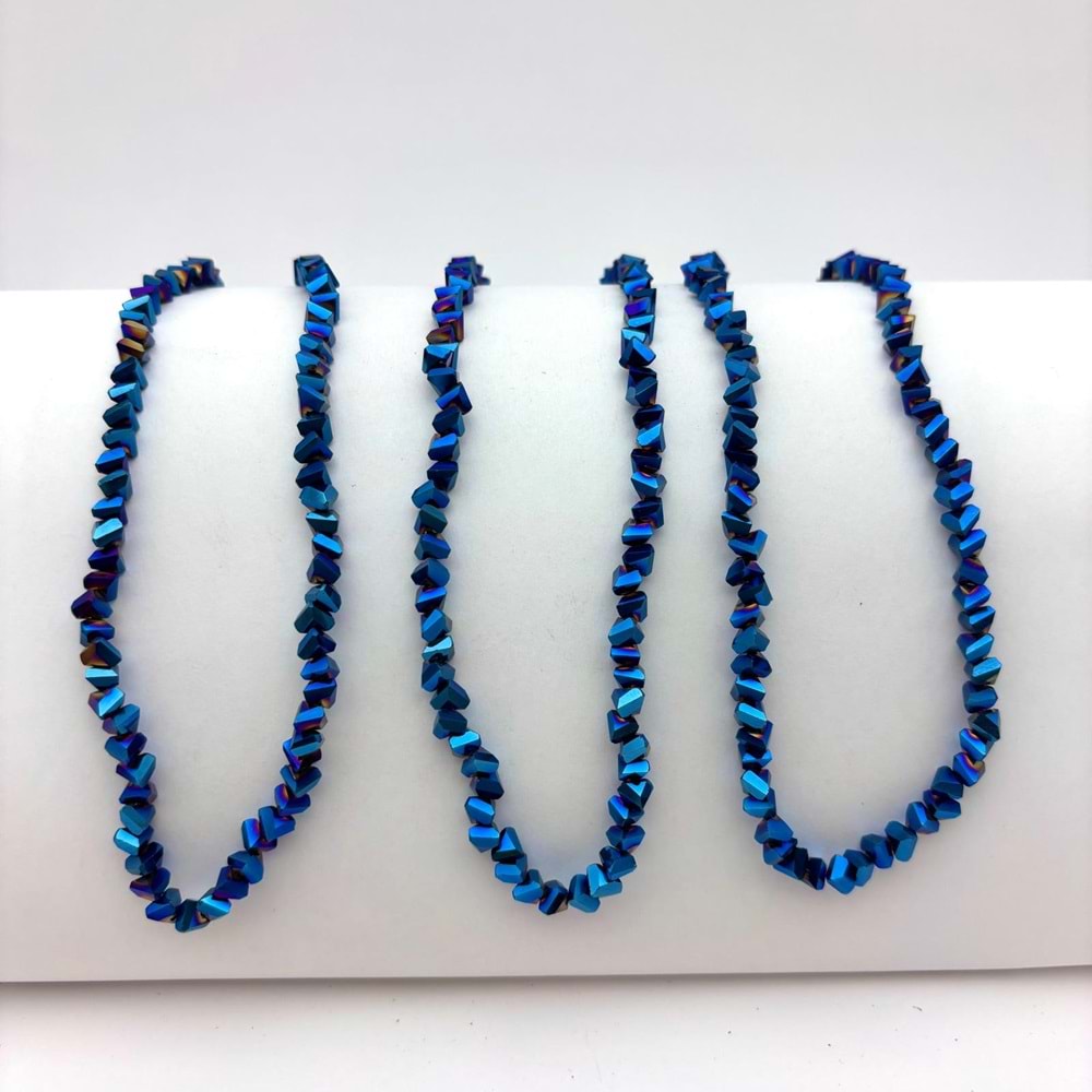 Üçgen Kristal 1 Dizi