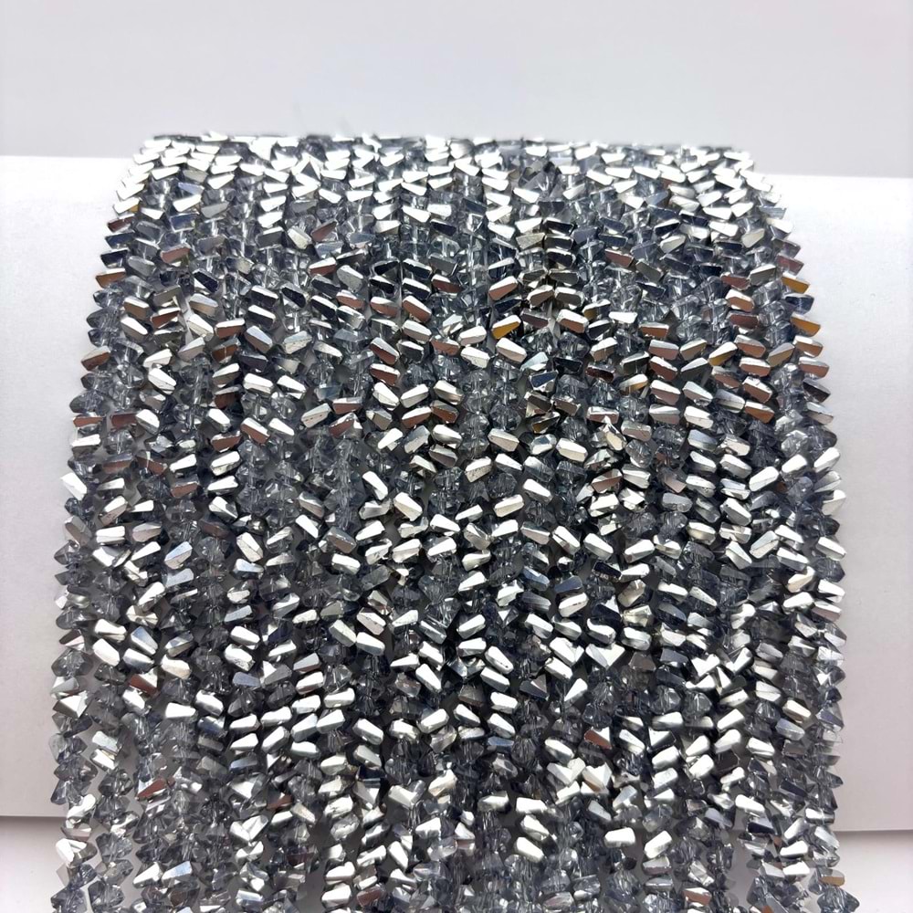 Üçgen Kristal 1 Dizi