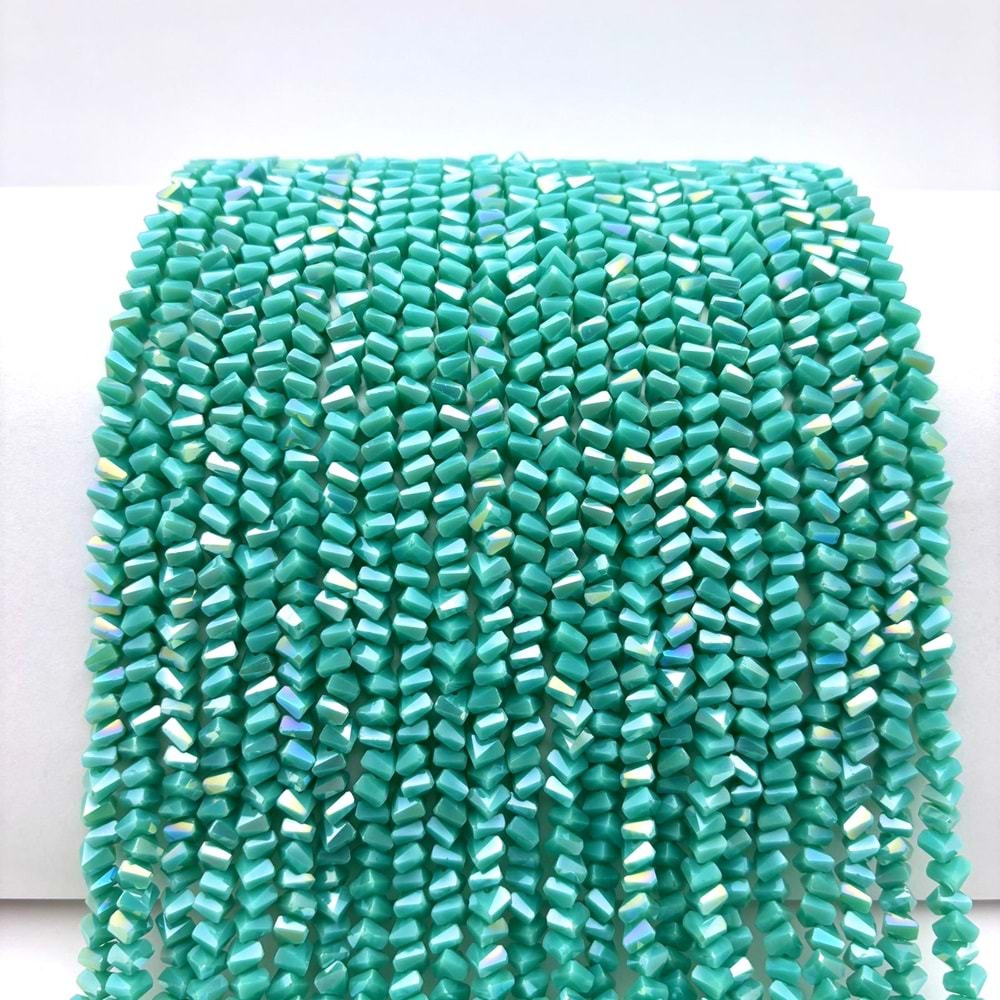 Üçgen Kristal 1 Dizi