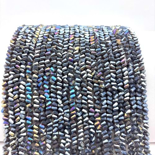 Üçgen Kristal 1 Dizi