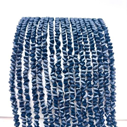 Üçgen Kristal 1 Dizi