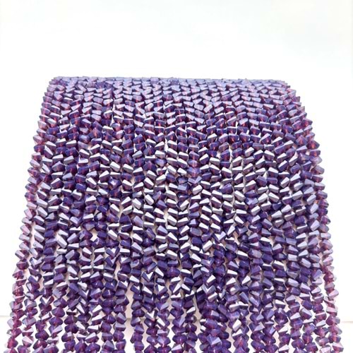 Üçgen Kristal 1 Dizi