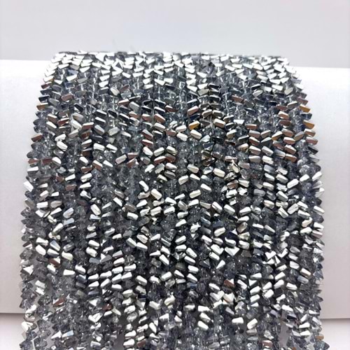 Üçgen Kristal 1 Dizi