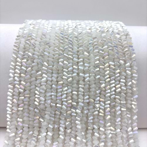 Üçgen Kristal 1 Dizi